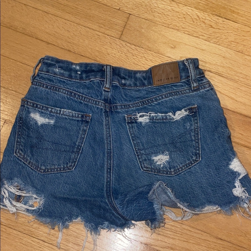 American Eagle Denim Mom Shorts - Picture 5 of 9